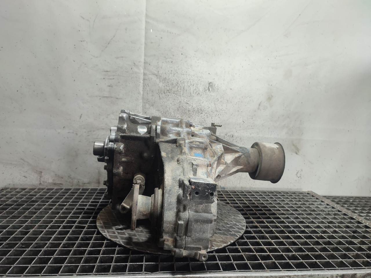 DIJELOVI REDUKTOR NISSAN NAVARA > 97-01 2.5