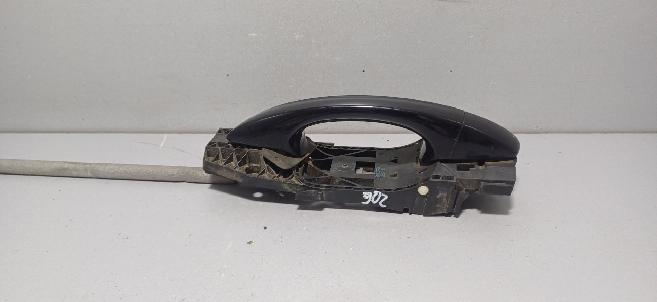 DIJELOVI RUCKA VRATA VW GOLF 7 > 12-16 5N0839885H