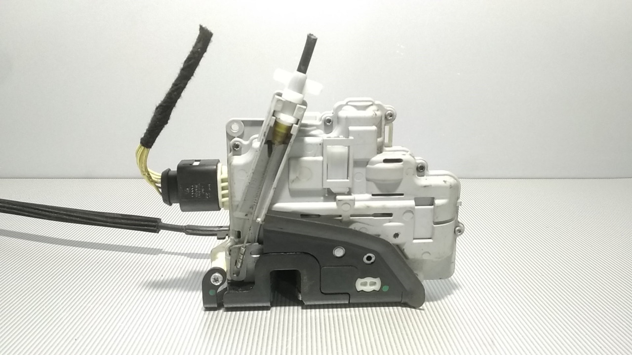 BRAVA VRATA VW PASSAT B7 > 10-14 3C1837016A