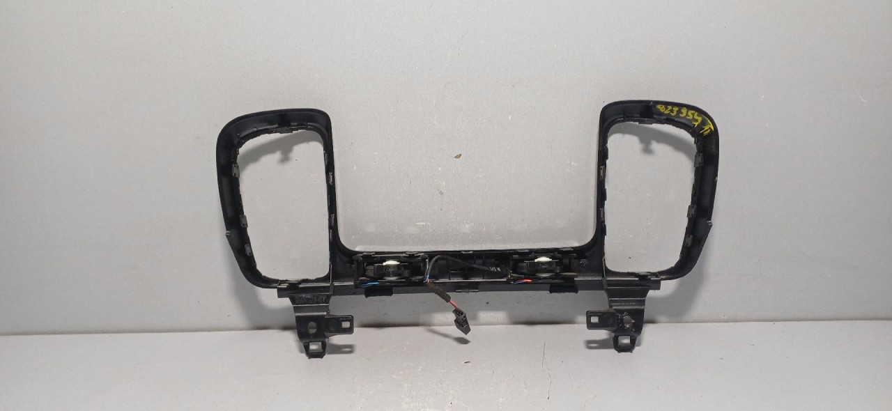 DIJELOVI BLENDA MERCEDES GLE (C292) > 15-