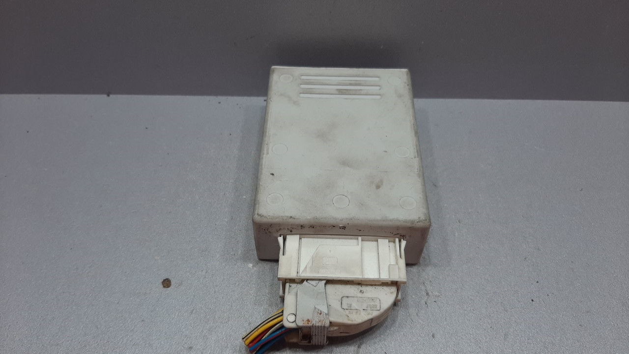 ELEKTRONIKA MODUL BMW SERIJA 5 (E60/E61) > 03-07 770411