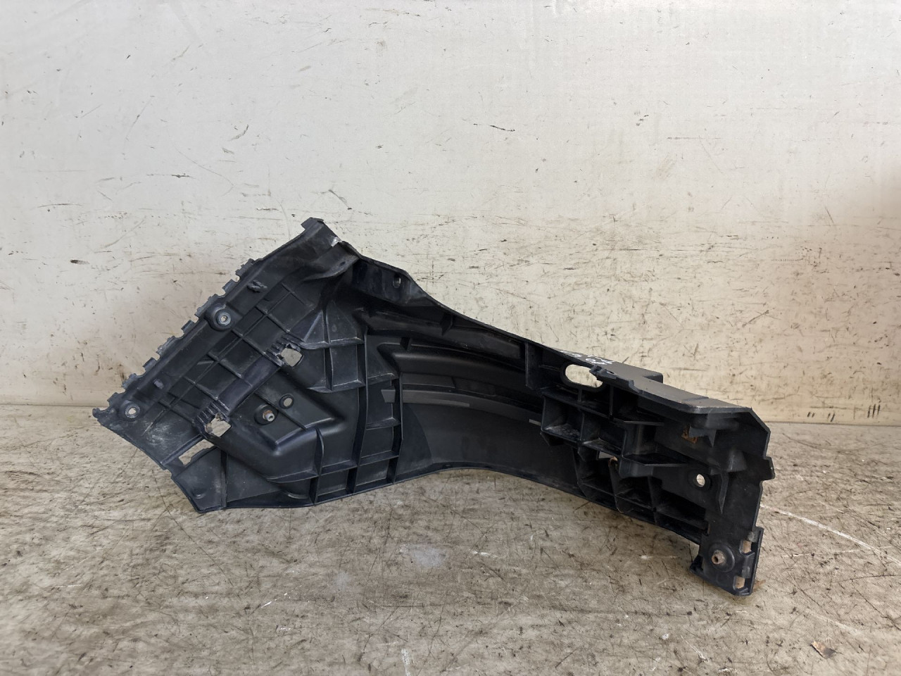 PLASTIKA BRANIKA NISSAN PRIMASTAR > 07-15 620350102R