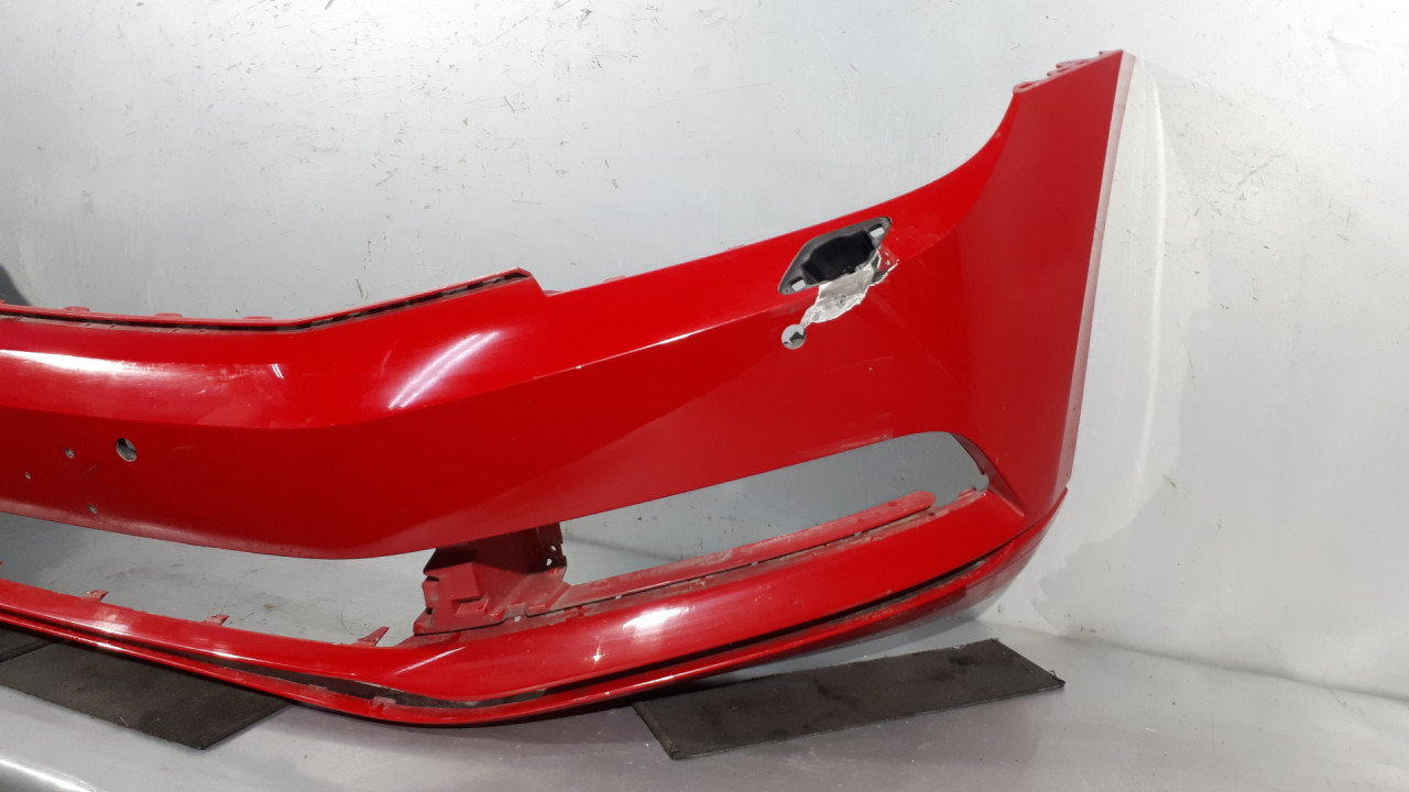 DIJELOVI BRANIK VW PASSAT B8 > 14- 3G0807221