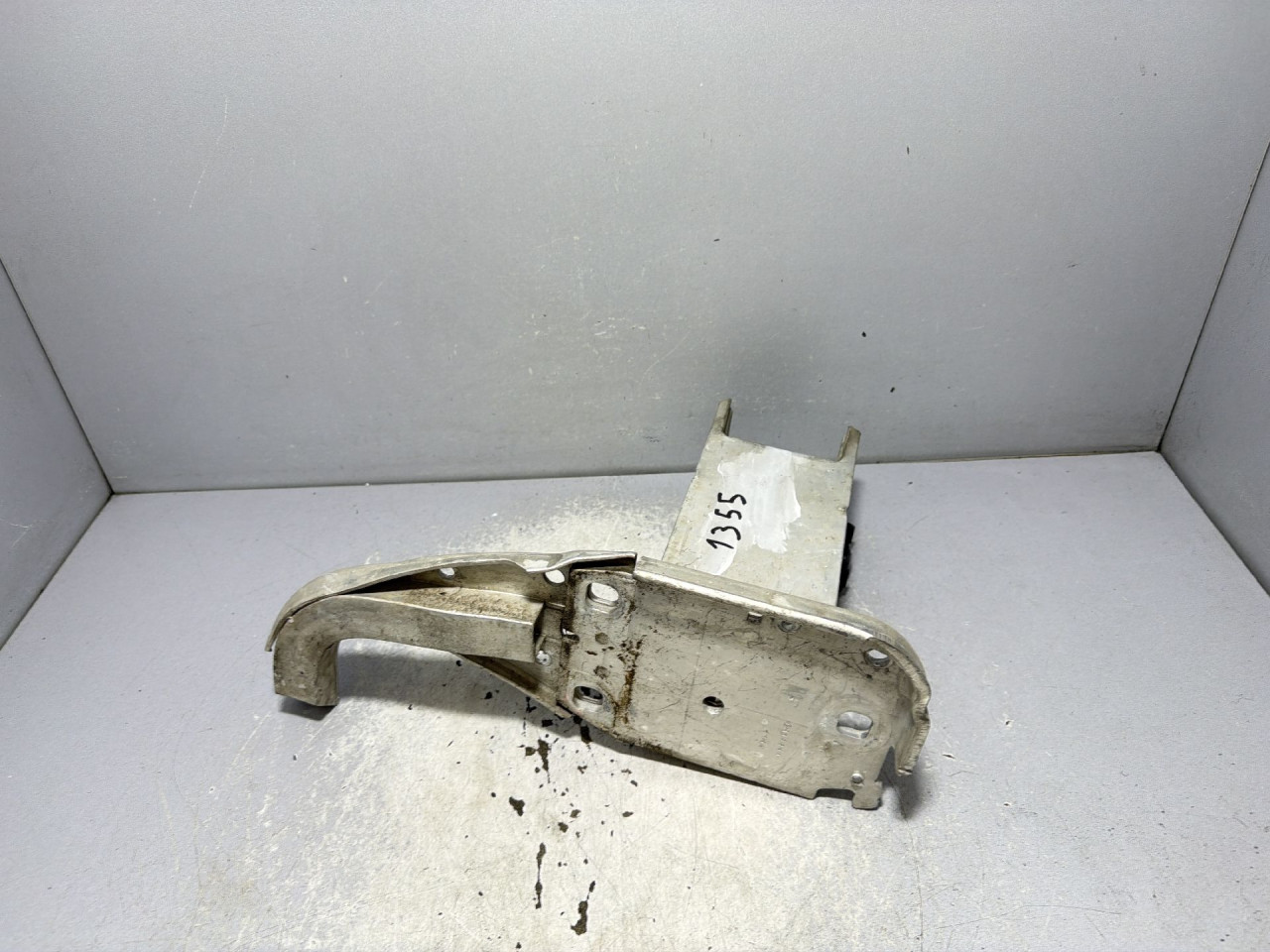 DIJELOVI NOSACI GREDE AUDI A6 4G > 14-18 3.0 4G0807133F