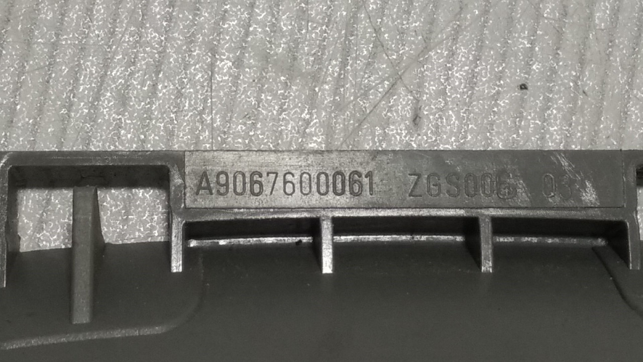 UNUTRASNJA RUCKA VRATA MERCEDES SPRINTER > 06-13 A90676