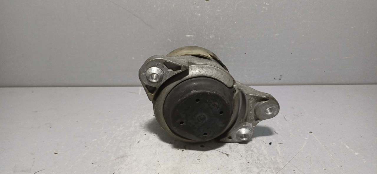 DIJELOVI NOSAC MOTORA MERCEDES GLC (X253) > 16-22