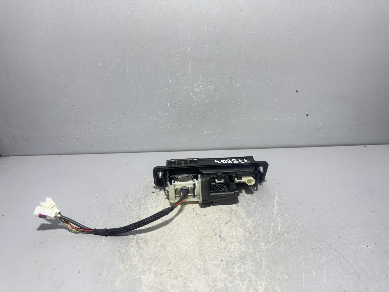 KAMERA MERCEDES C KLASA (W205/S205) > 14-18 A2227600893