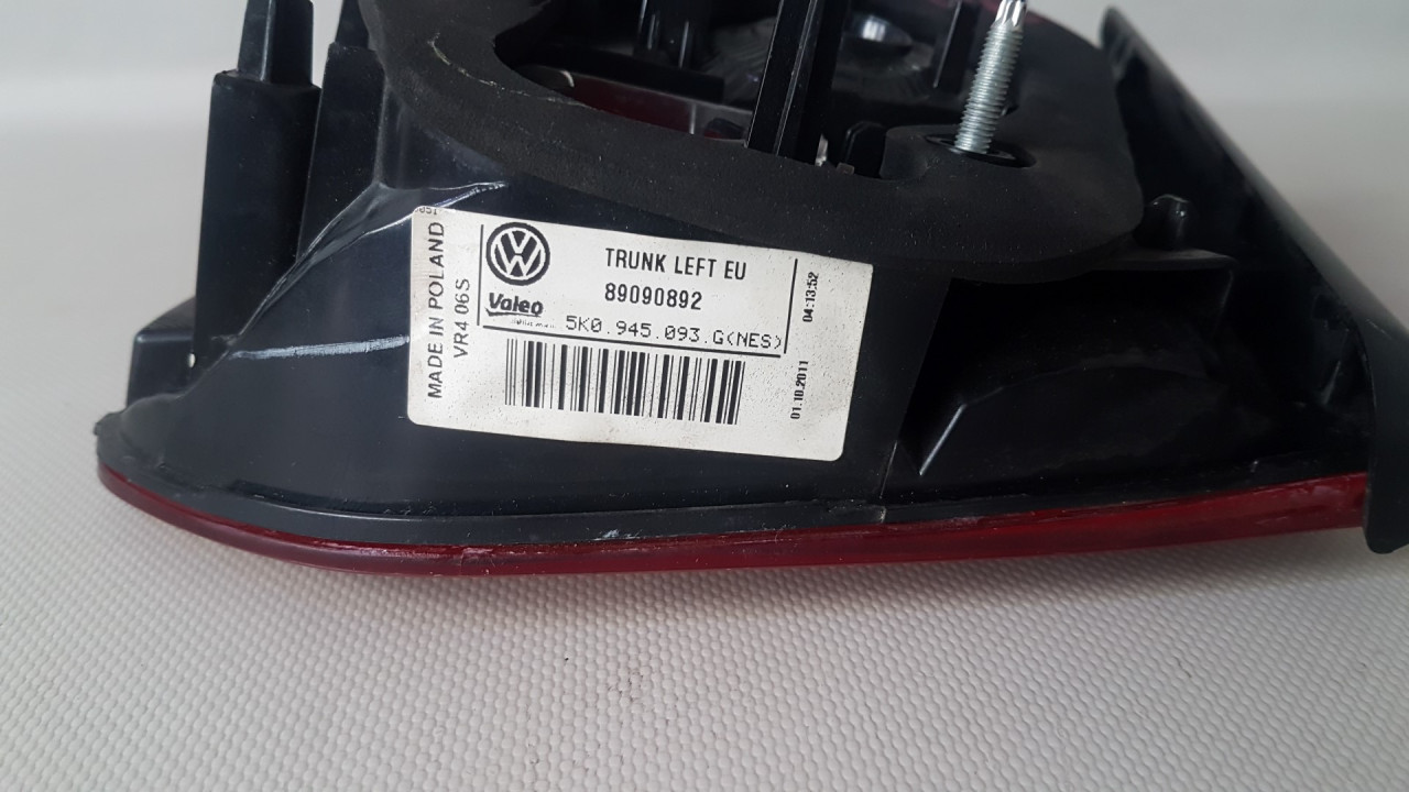 DIJELOVI STOP SVJETLO VW GOLF 6 > 08-12 5K0945093G