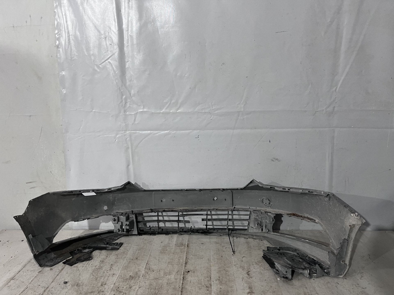 DIJELOVI BRANIK SKODA FABIA > 14- 6V0807221