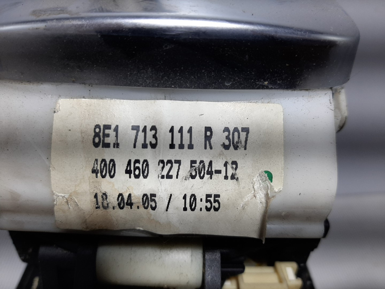 DIJELOVI SALTEBLA AUDI A4 (B7) > 04-07 8E1713111