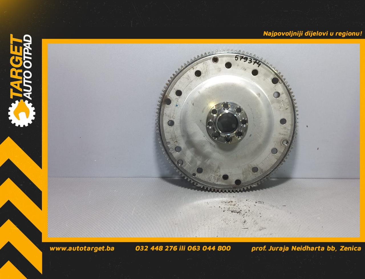 DIJELOVI ZAMAJAC AUDI A6 4G > 14-18 06H105323R
