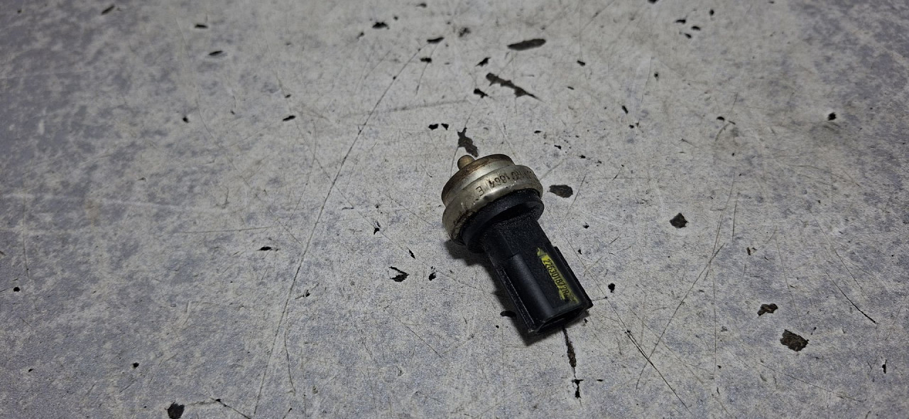 DIJELOVI SENZOR TEMPERATURE RENAULT TRAFIC > 14- 2.0 226301872R