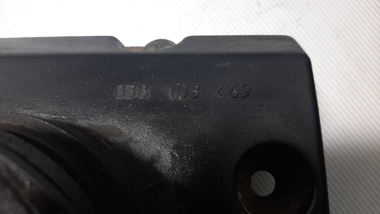 DIJELOVI DEKLO SKODA FABIA > 00-04 038103469