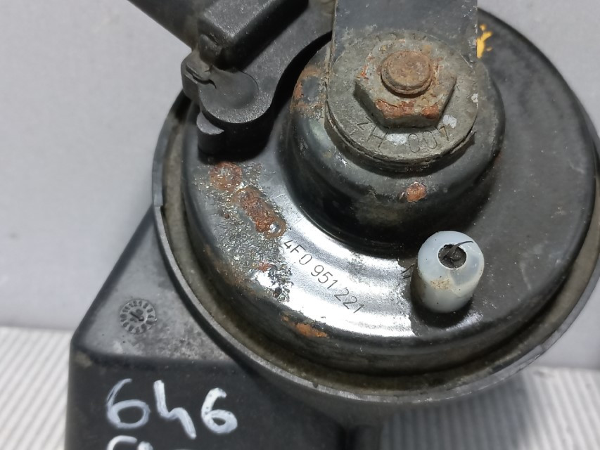 DIJELOVI SIRENA AUDI A6 > 08-11 4F0951221