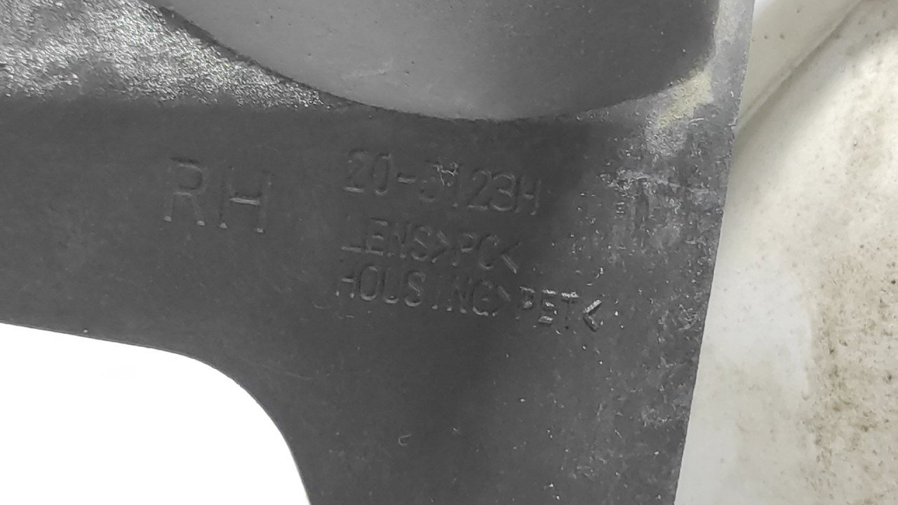 DIJELOVI FAR OPEL SINTRA > 96-99 205123H