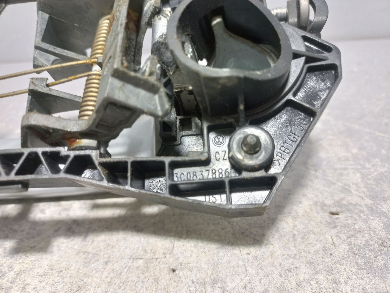 RUCKA VRATA VW PASSAT B6 > 05-10 3C0837886G