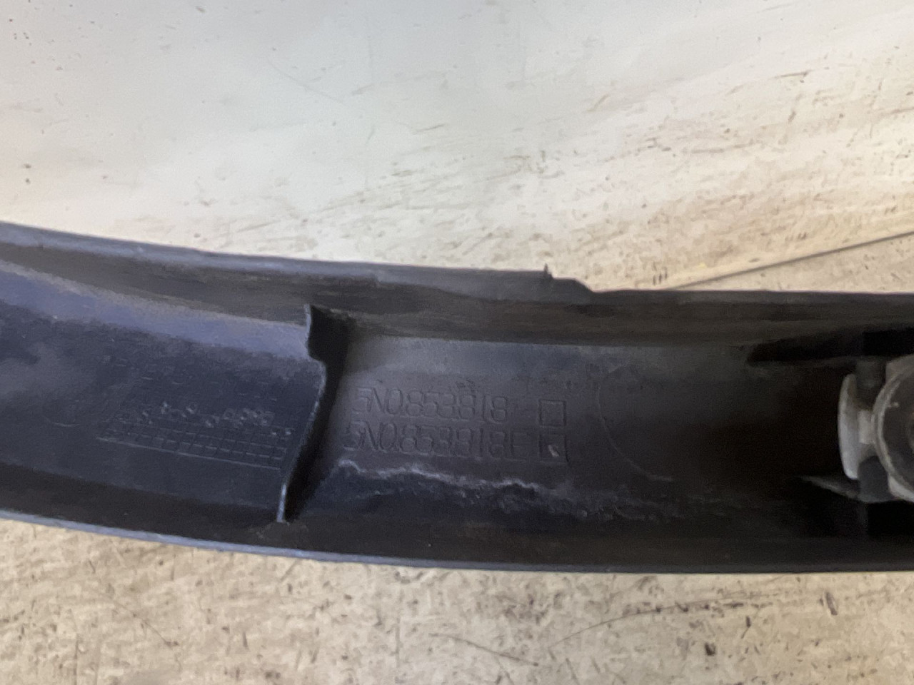 RUB BLATOBRANA VW TIGUAN > 07-11 5N0853818