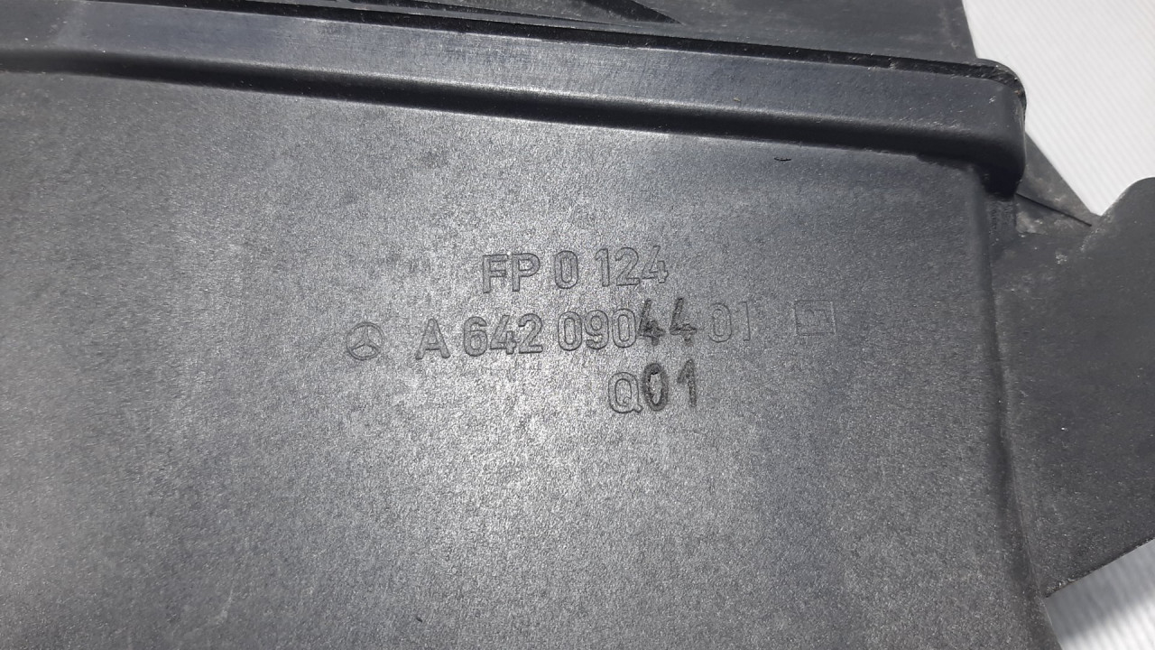 KUCISTE FILTERA ZRAKA MERCEDES CLS (C218) > 11-14 A6420