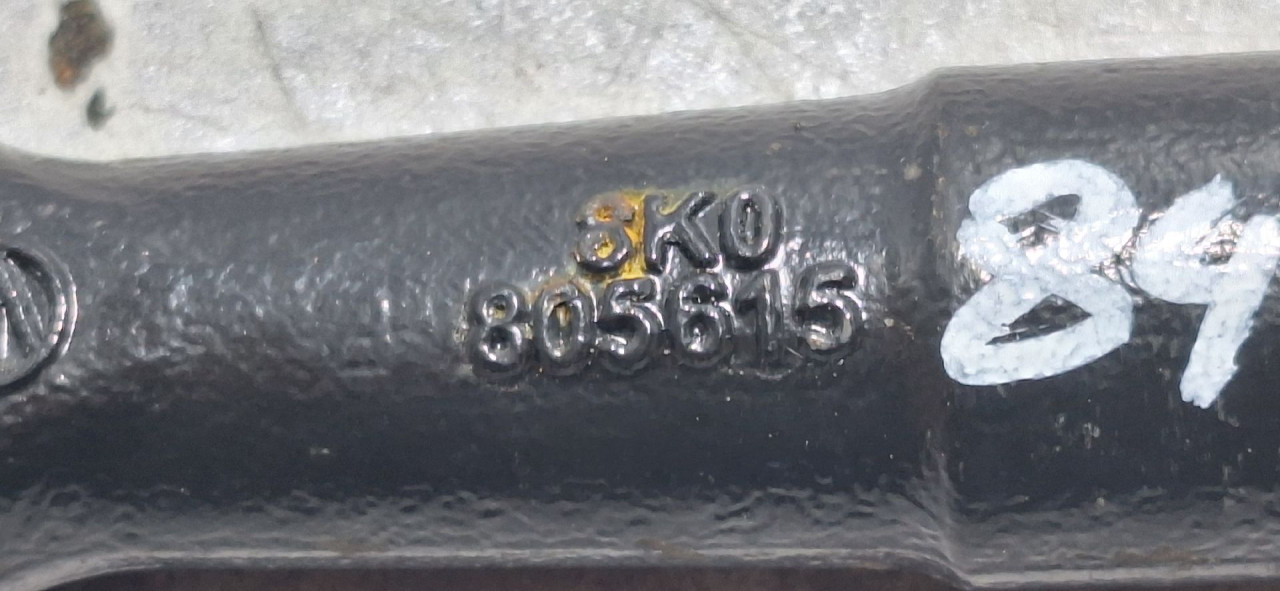 DIJELOVI KUKA ZA VUCU AUDI A4 (B8) > 12-15 8K0805615
