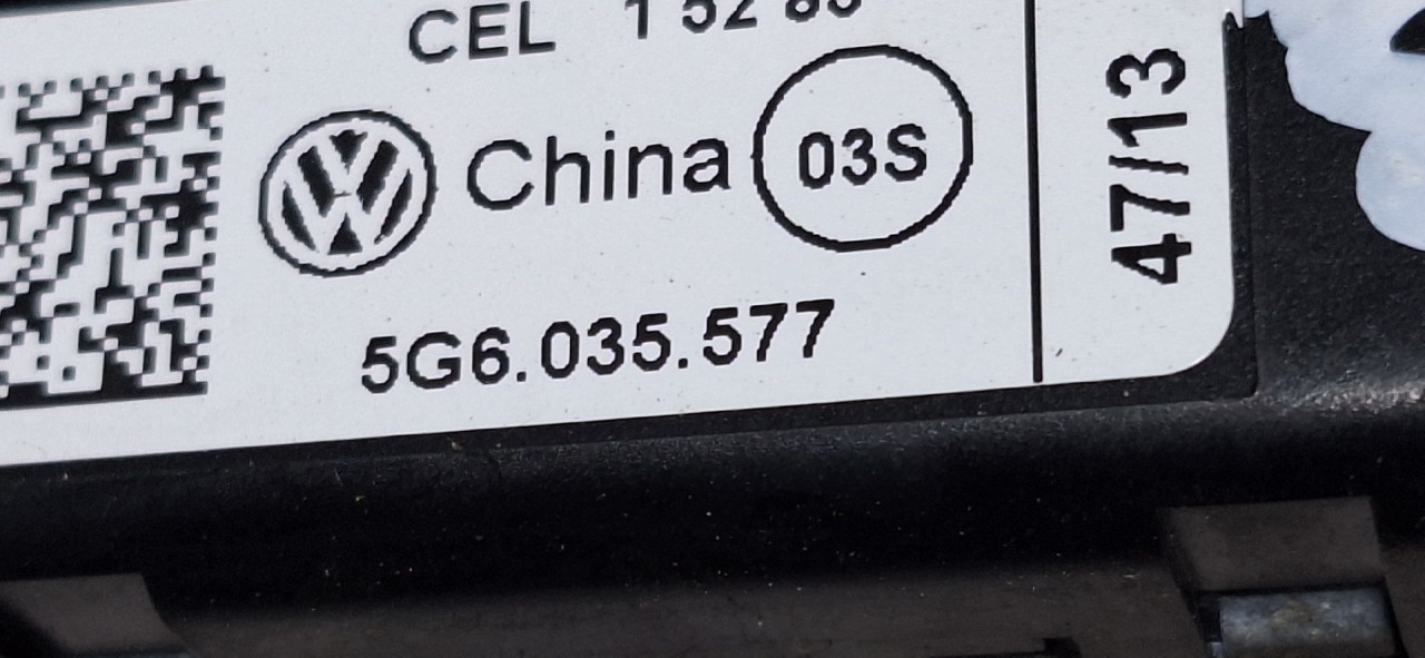 DIJELOVI ANTENA VW GOLF 7 > 12-16 5G6035577