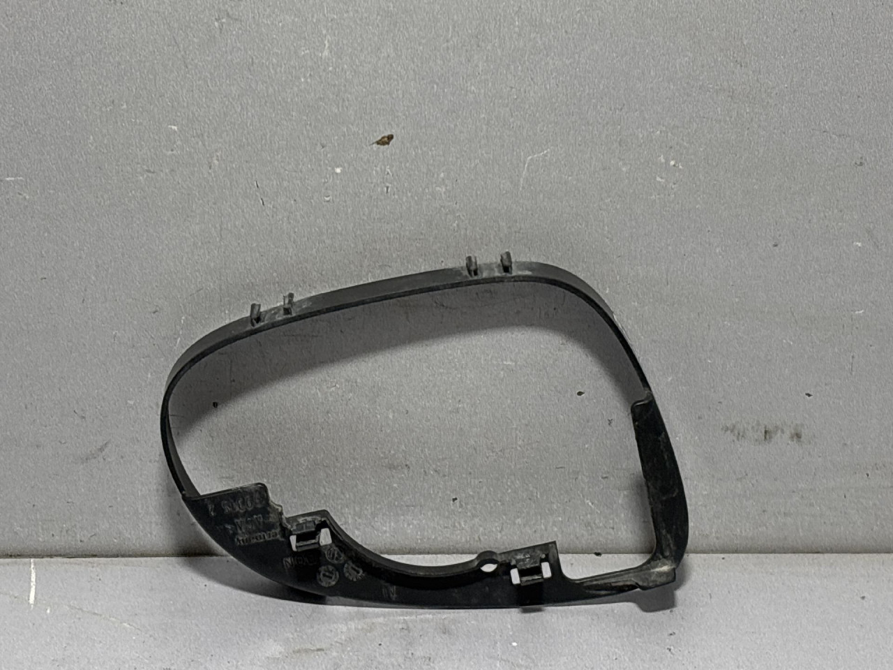 DIJELOVI PLASTIKA VW PASSAT B6 > 05-10