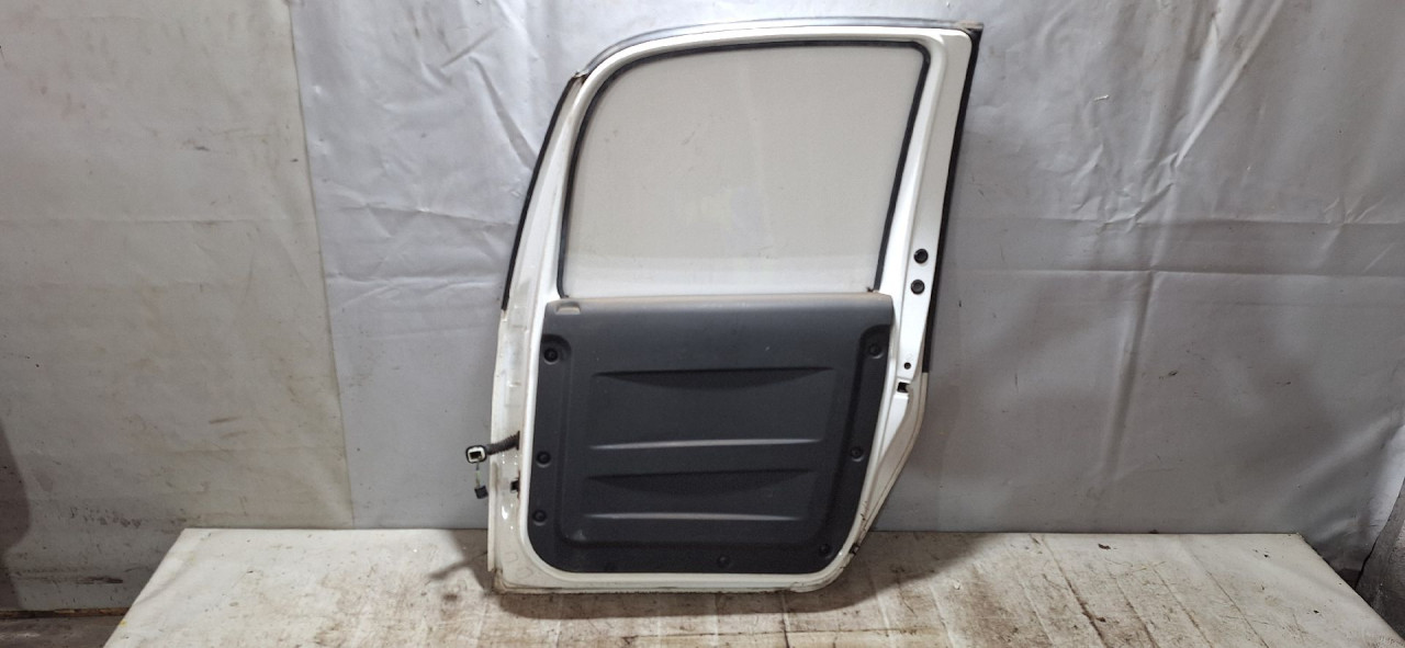 DIJELOVI VRATA SKODA ROOMSTER > 06-10