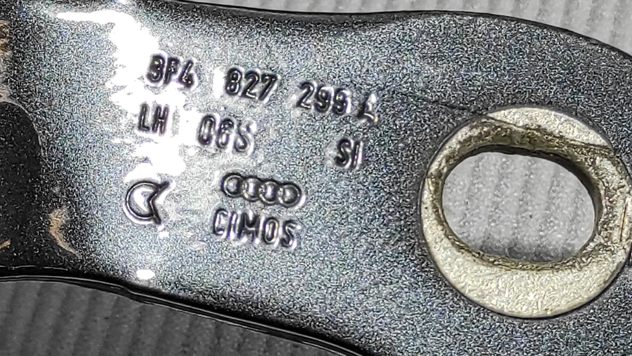 DIJELOVI BAGLAMA GEPEKA AUDI A3 > 08-12 8P4827299A