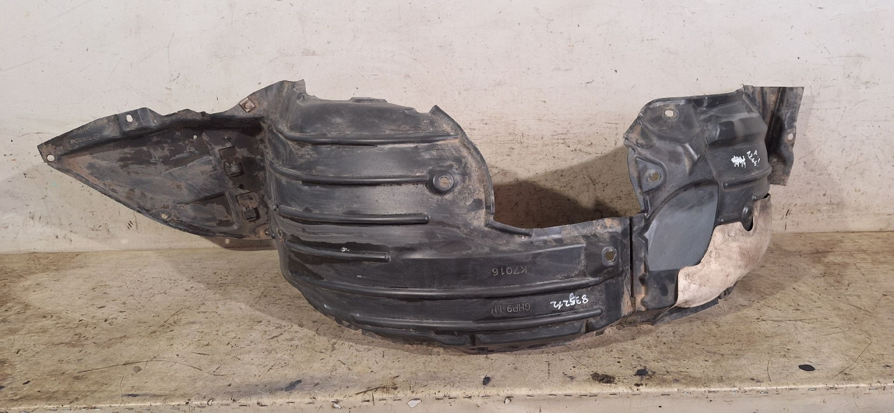 UNUTRASNJI BLATOBRAN MAZDA 6 > 16-18 GHP9K7016