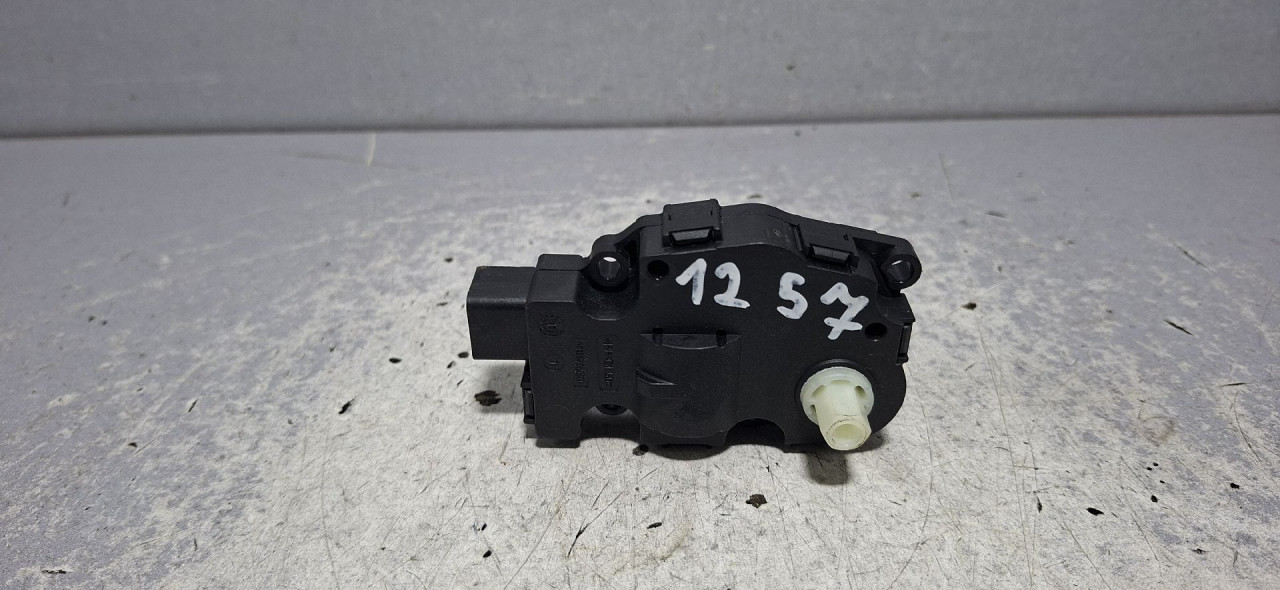 DIJELOVI MOTORIC KLAPNE AUDI A4 (B8) > 07-11 2.0 K9749004