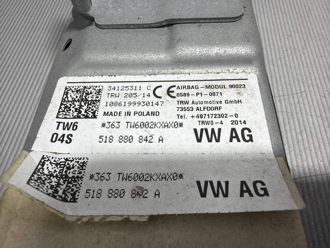 DIJELOVI AIRBAG NOGU VW SPORTSVAN 14- 1.6 518880842A