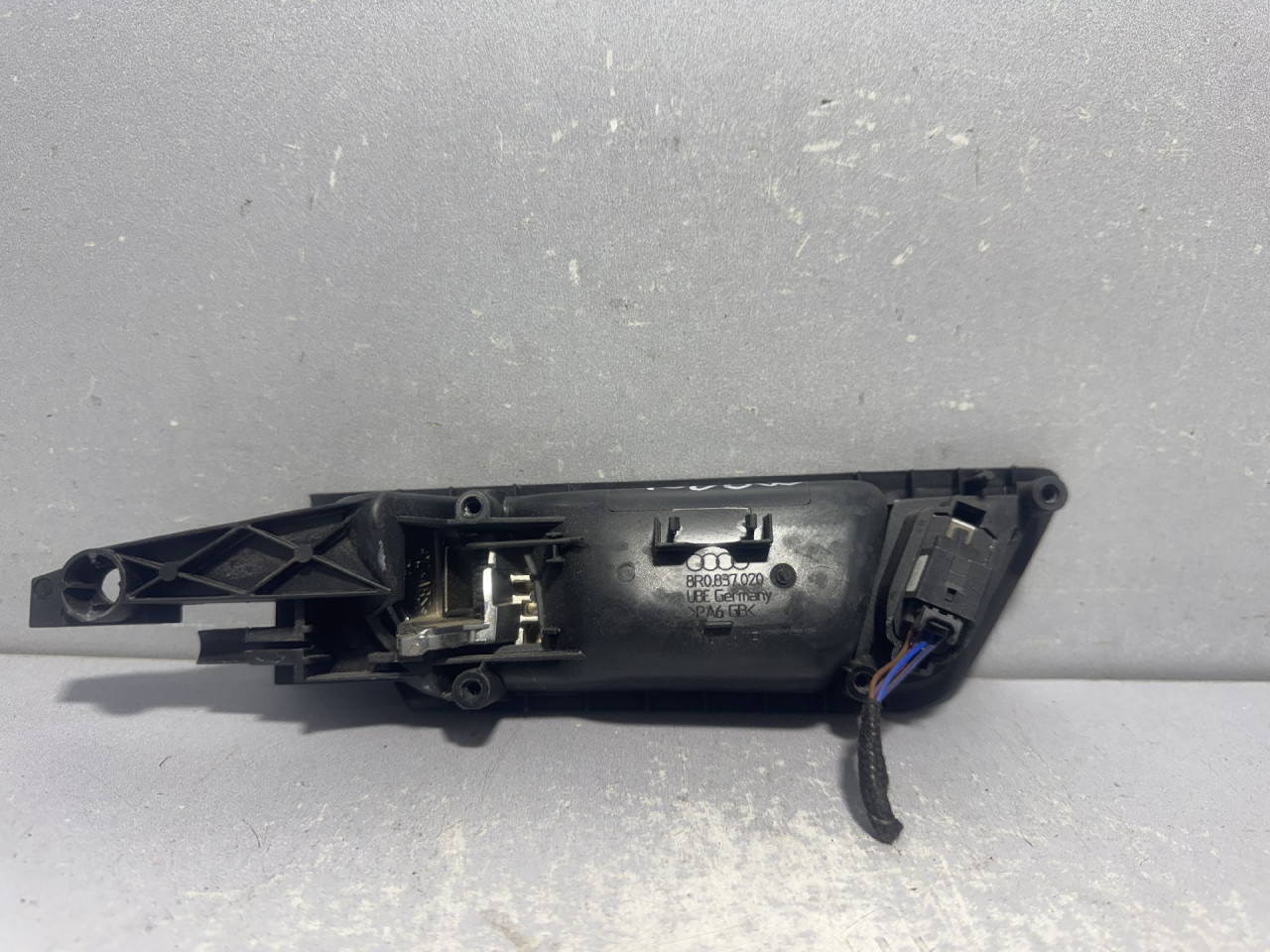 UNUTRASNJA RUCKA VRATA AUDI Q7 (4M) > 15-19 8R0837020