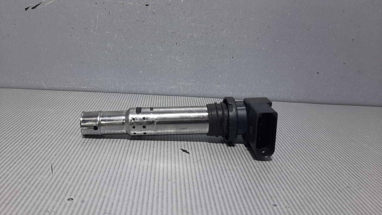 DIJELOVI BOMBINA VW TOURAN > 03-06 036905715G