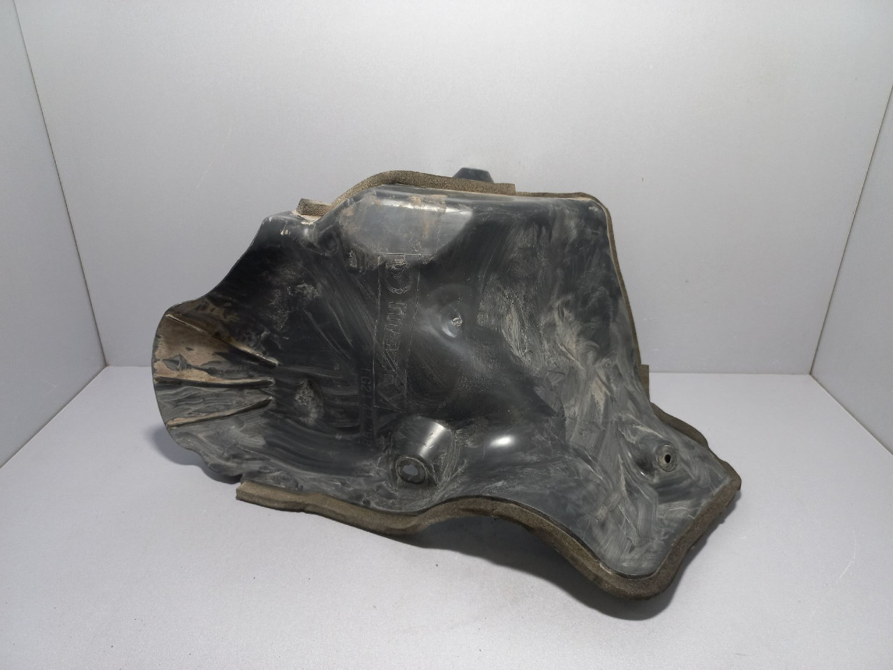 UNUTRASNJI BLATOBRAN VW AMAROK > 16-18 EG2142298