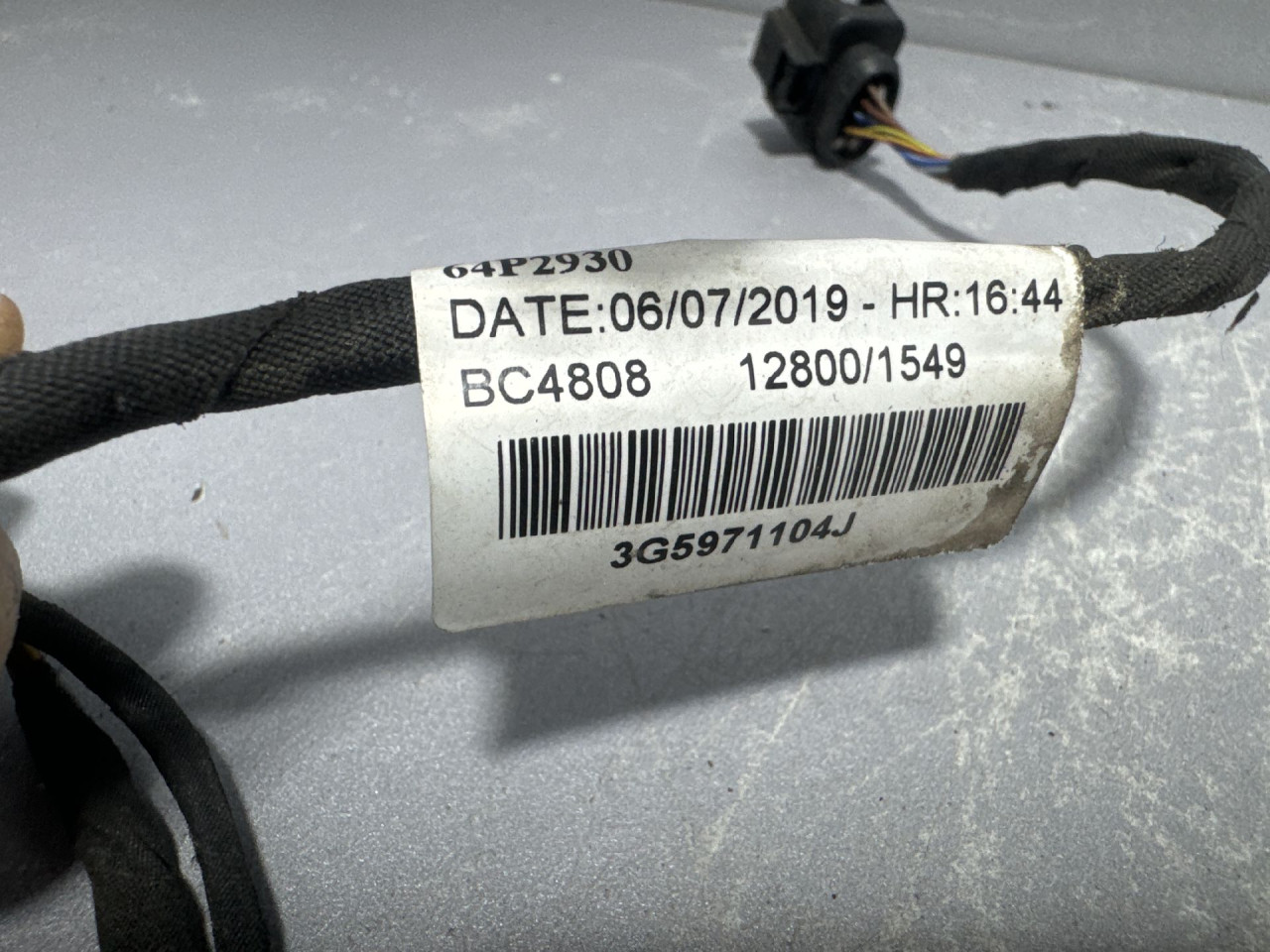 INSTALACIJA PARKING SENZORA VW PASSAT B8 > 14- 3G597110