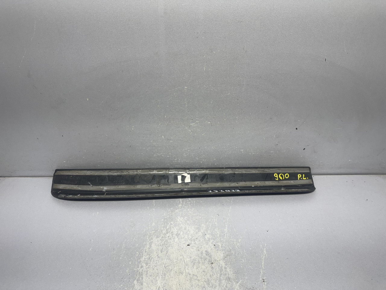 DIJELOVI LAJSNA AUDI Q7 (4L) > 09-15 4L0853373E