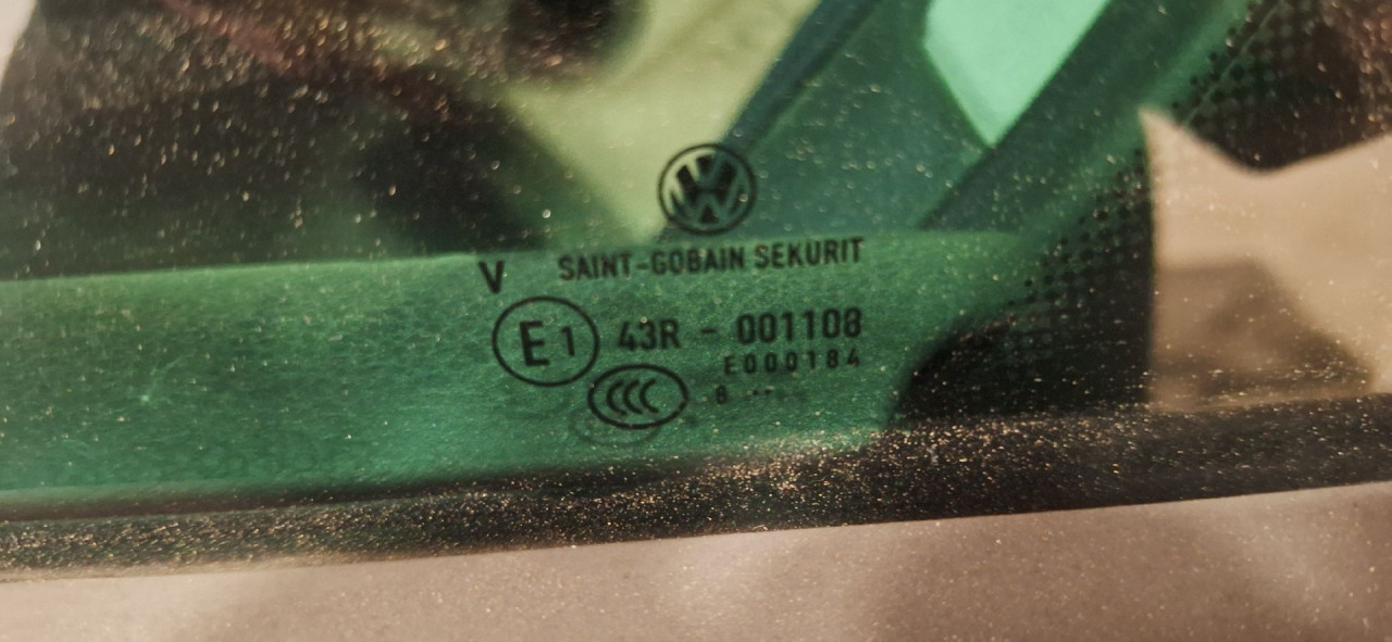 DIJELOVI STAKLO VW GOLF 6 > 08-12 2.0