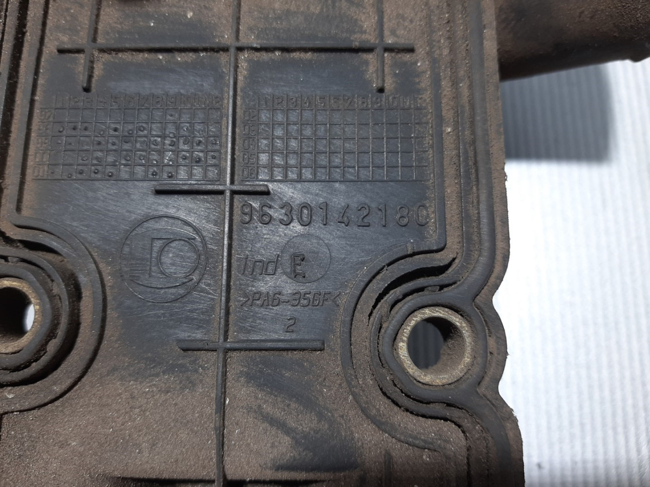DIJELOVI DEKLO PEUGEOT 206 > 98-09 9630142180