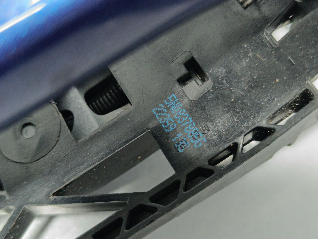 DIJELOVI RUCKA VRATA VW GOLF 6 > 08-12 5N0837885H