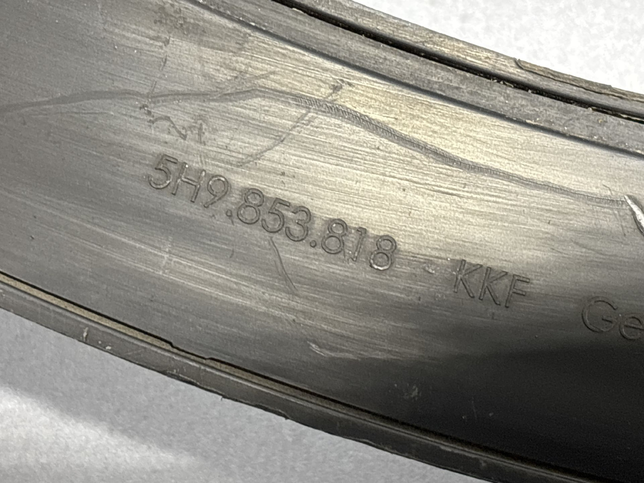 DIJELOVI RUB BLATOBRANA AUDI A6 > 08-11 5H9853818K