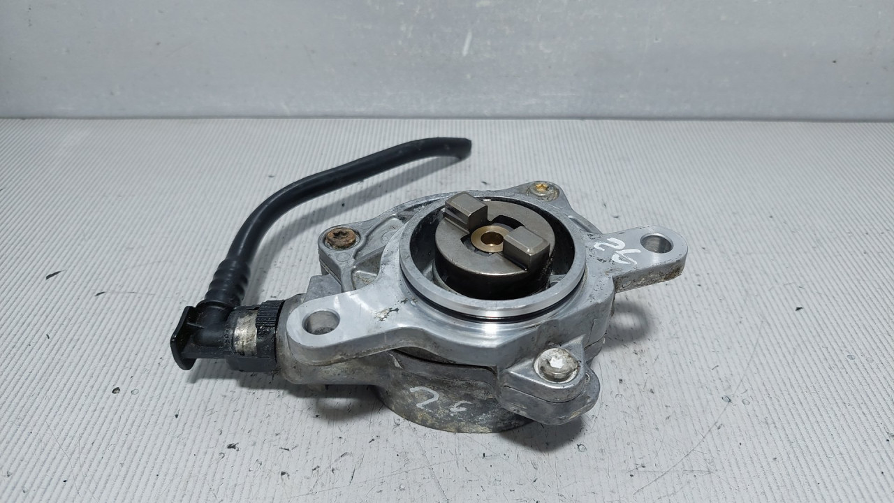 VAKUM PUMPA RENAULT MASTER > 04-09 8200102535