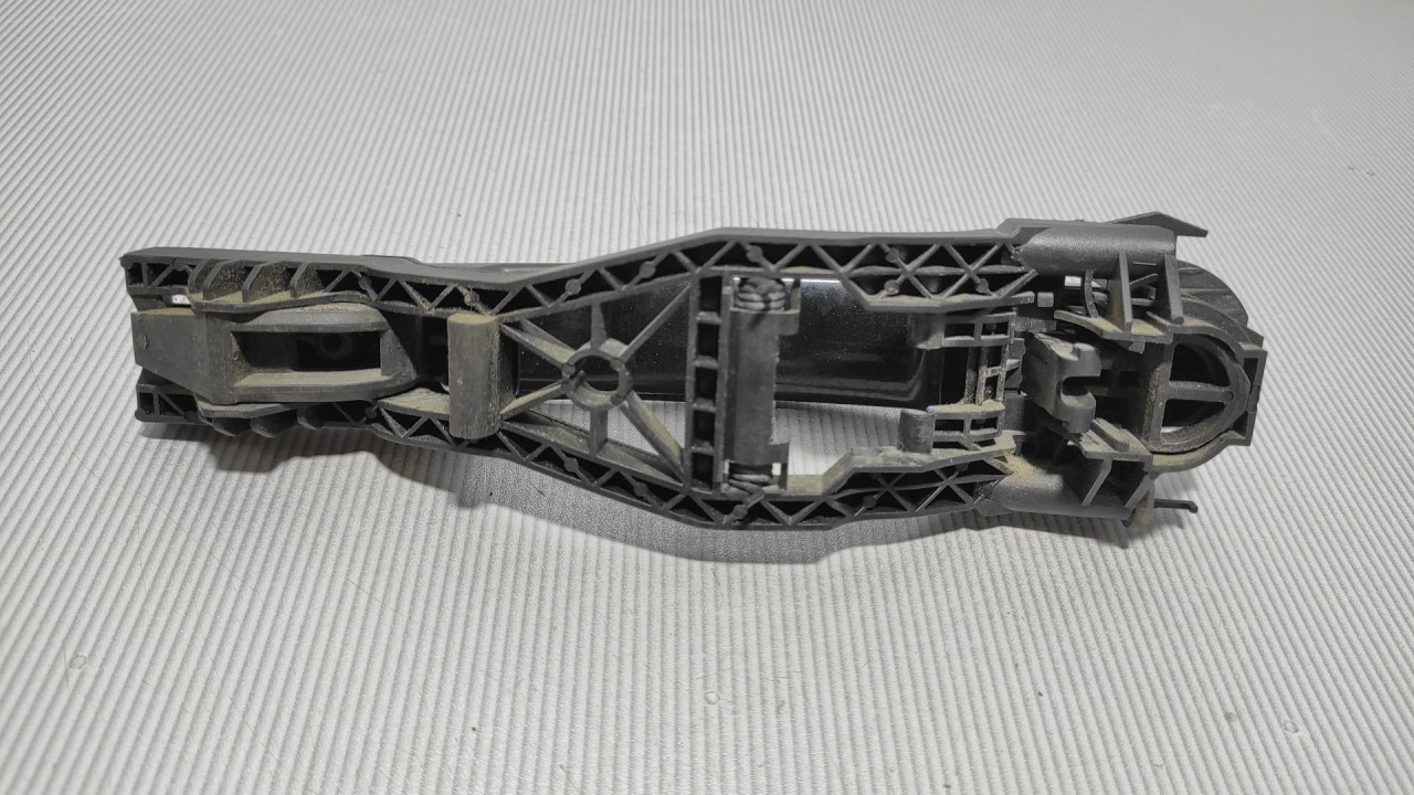 RUCKA VRATA SKODA OCTAVIA > 00-04 6Y0837885