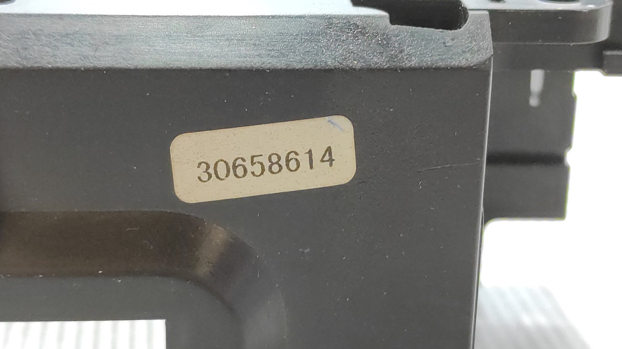 ELEKTRONIKA MODUL VOLVO XC90 > 06-11 30658614