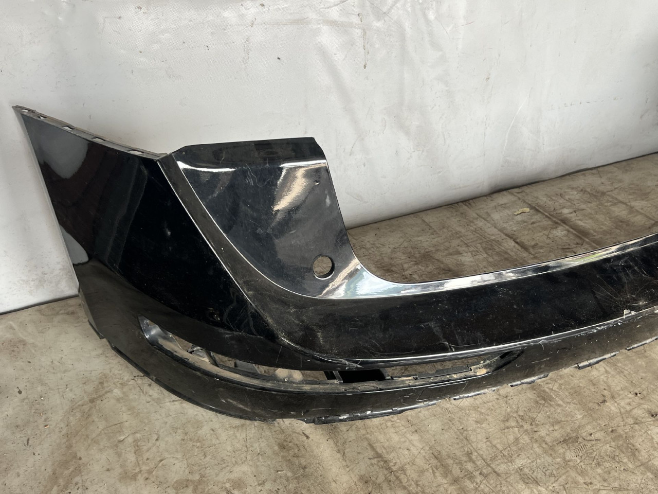 DIJELOVI BRANIK AUDI Q5 > 08-11 8R0807511