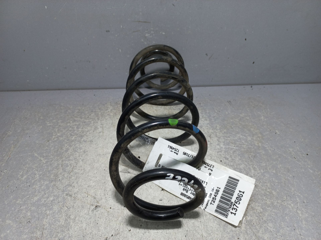 OPRUGA AMORTIZERA PEUGEOT 208 > 12-15 9673405880