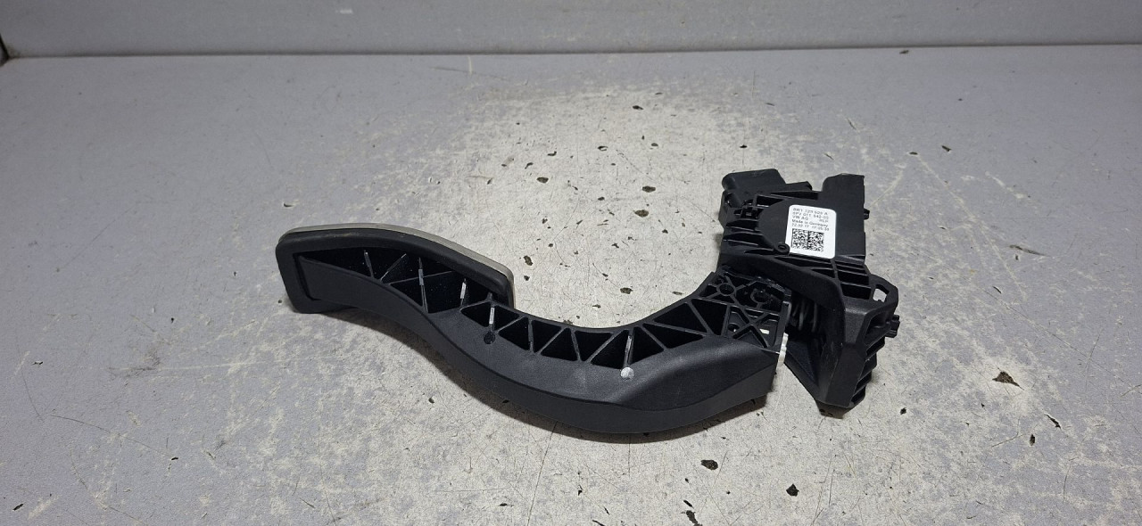 DIJELOVI PAPUCICA GASA AUDI Q5 (FY) > 17 - 20  3.0 8W1723523A