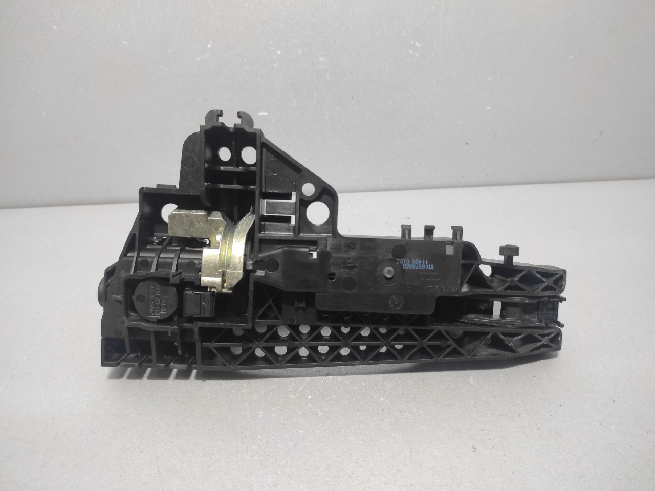 RUCKA VRATA AUDI A4 (B8) > 07-11 8T0837886A