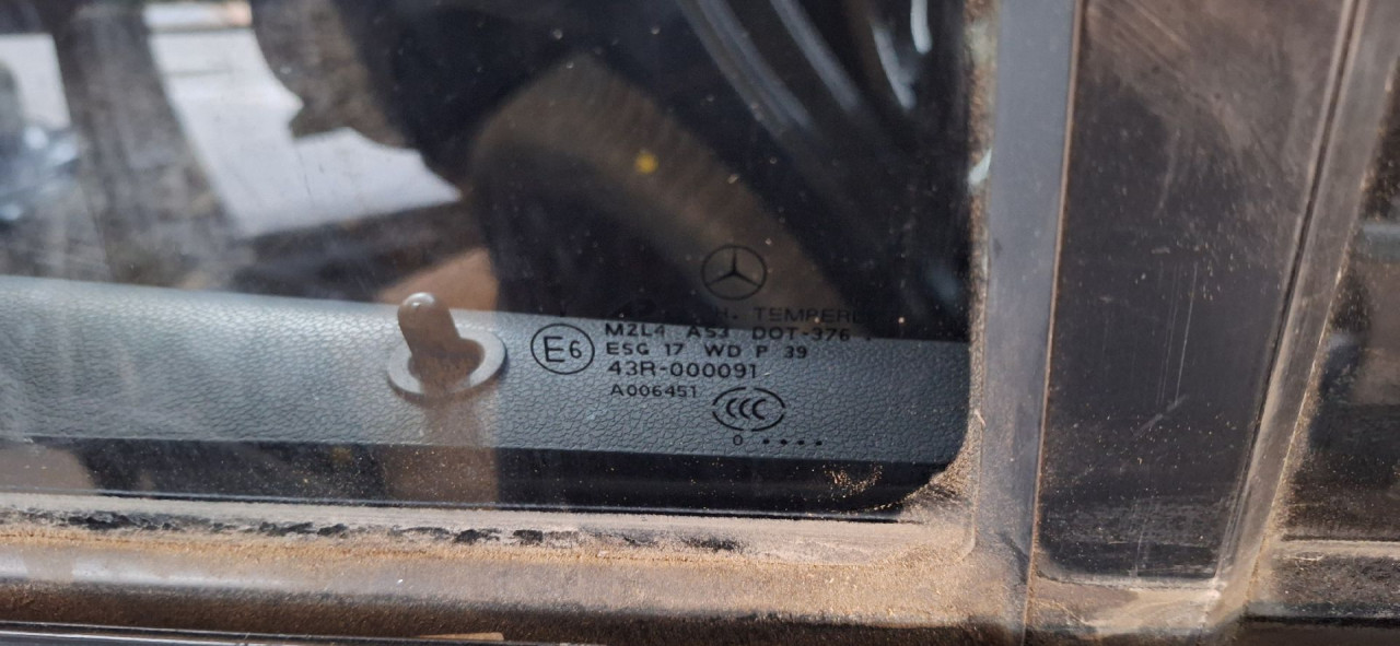 DIJELOVI STAKLO MERCEDES ML (W164) > 08-11