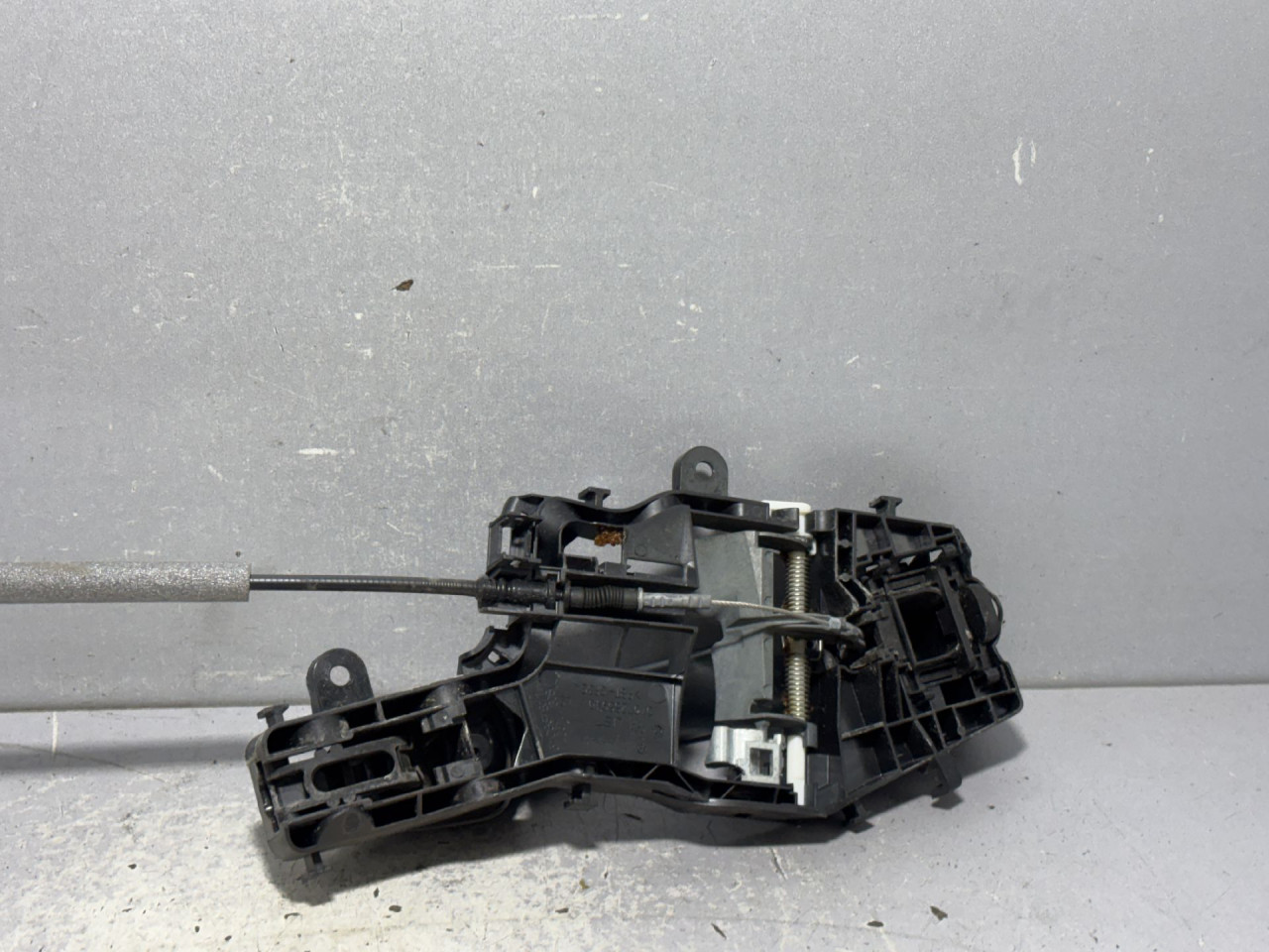 DIJELOVI RUCKA VRATA VW TIGUAN > 16-20 0107285940