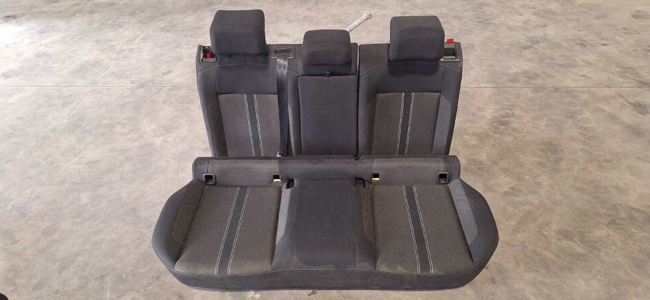 DIJELOVI SJEDISTA VW T-ROC > 17- 1.0