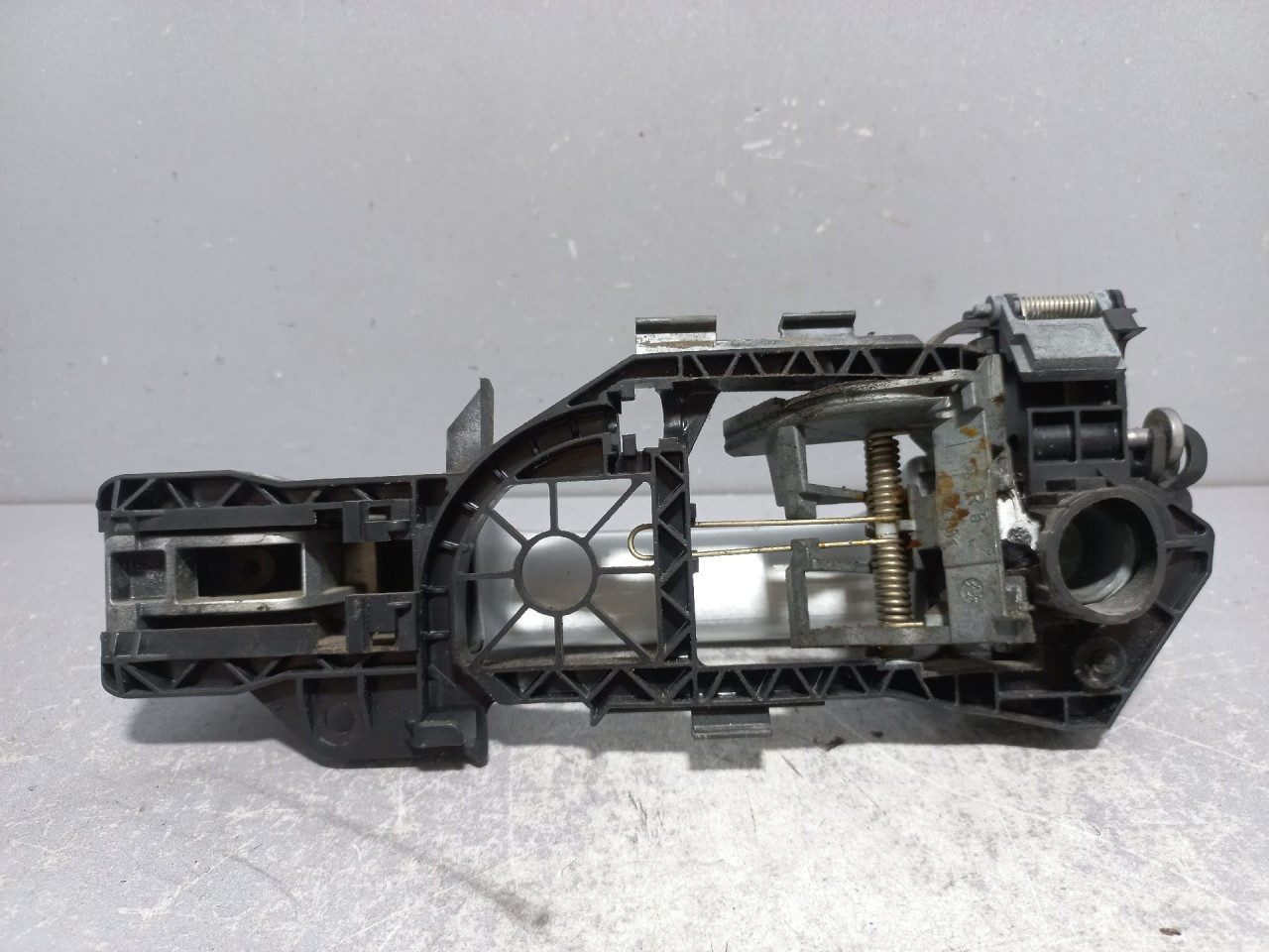 RUCKA VRATA VW PASSAT B6 > 05-10 3C0837886G